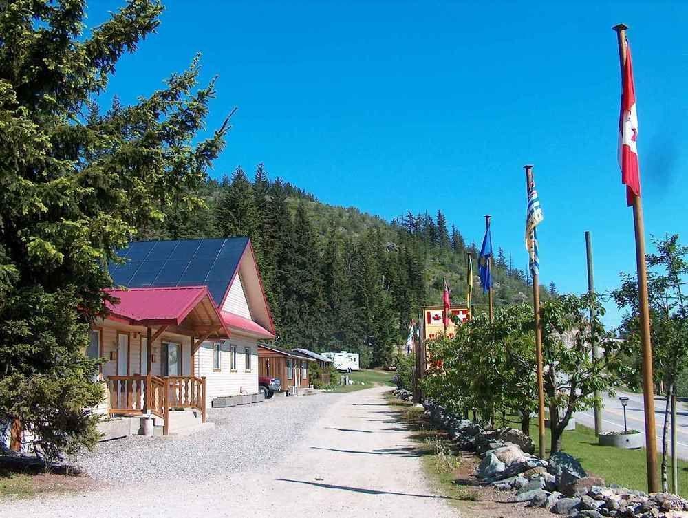 Viewpoint Rv & Cottages Самон Арм Екстериор снимка